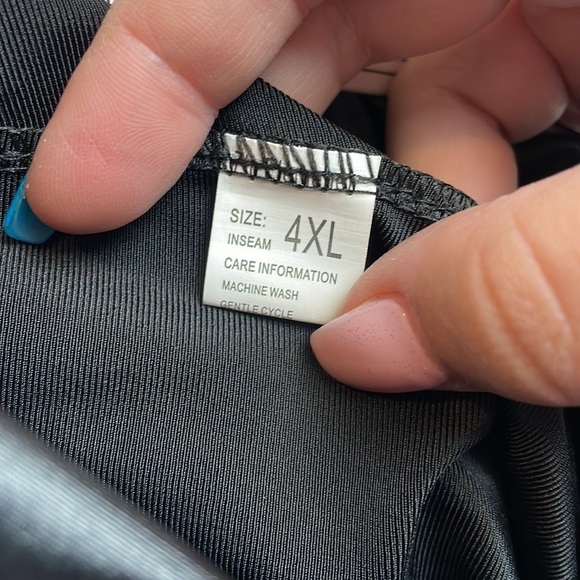 NWT 7th Element faux leather leggings plus size 4X - Picture 3 of 4